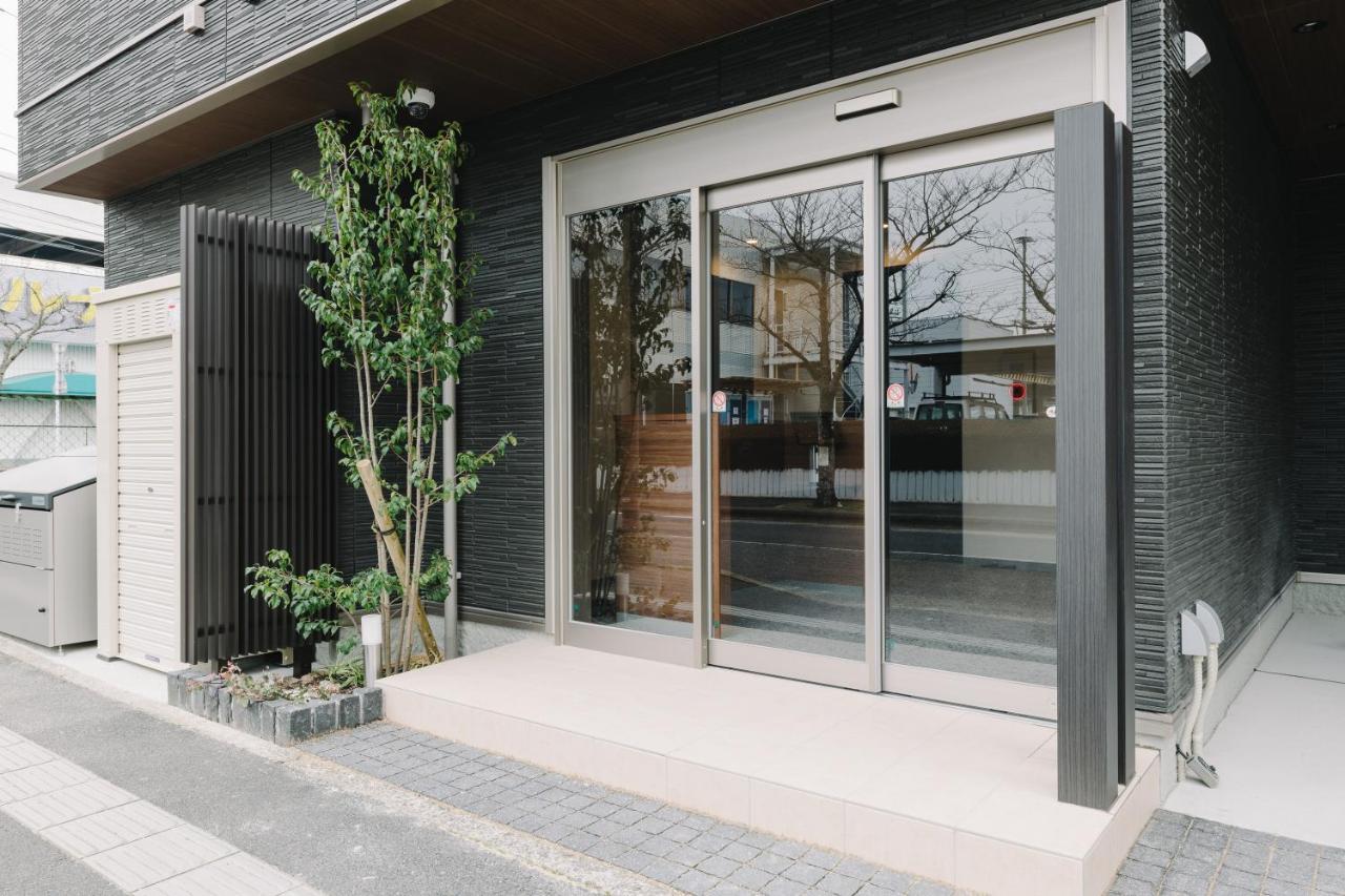 Grand Base Karatsu Ekiminami Aparthotel Exterior foto